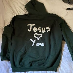 j.f.k Jesus Loves You Forest green Gildan hoodie xl